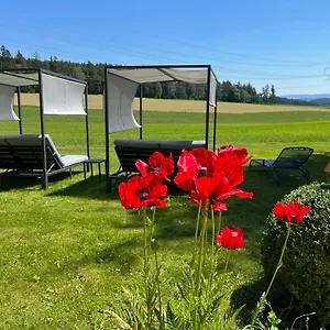 https://landhotel-lindenhof-vohenstrasse.com-bavaria.com